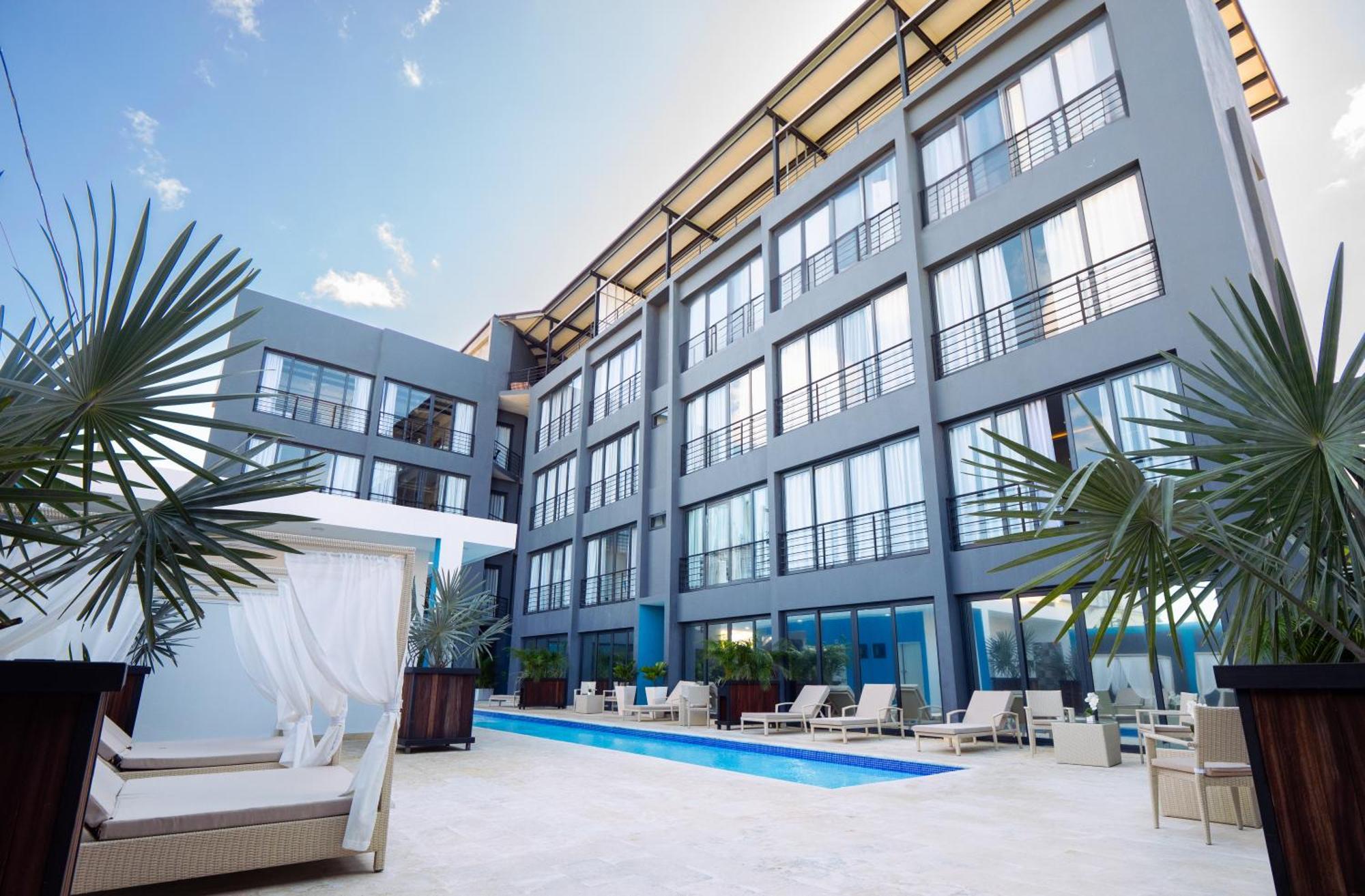 Instyle Residences At Rizz Suites Sosua Exterior photo