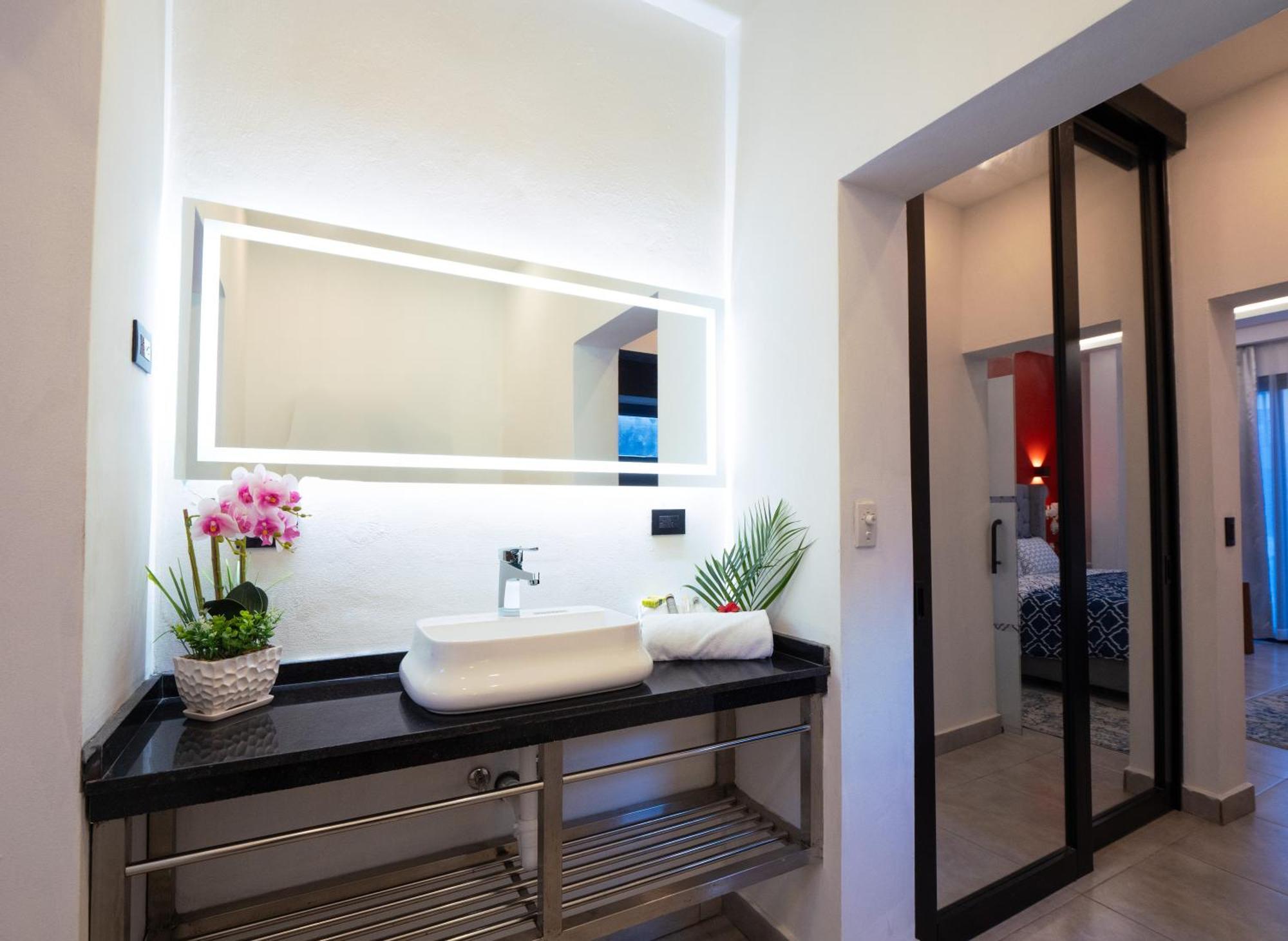 Instyle Residences At Rizz Suites Sosua Exterior photo