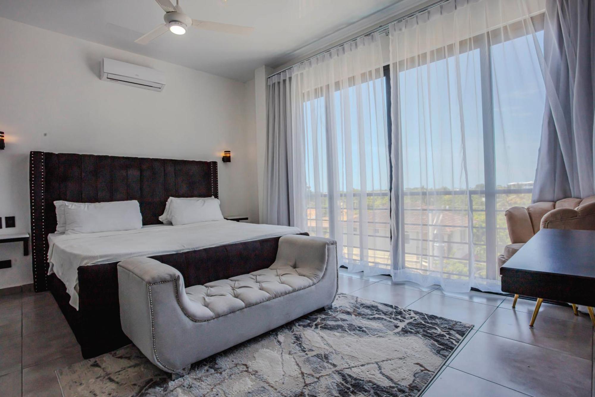 Instyle Residences At Rizz Suites Sosua Exterior photo